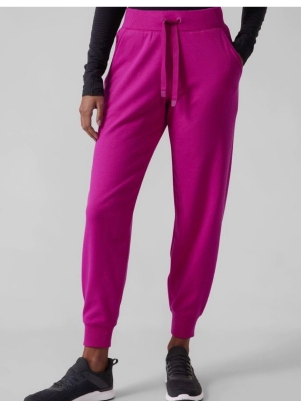 ATHLETA Fuchsia
Triumph Jogger High Rise Fleece Cozy Lounge Sweatpants Size S